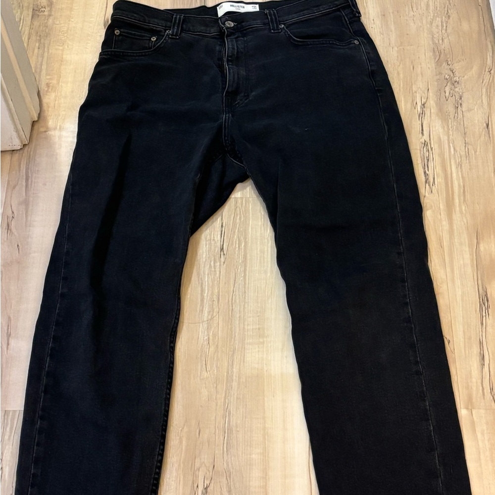 Hollister Men's Black and blue pairs